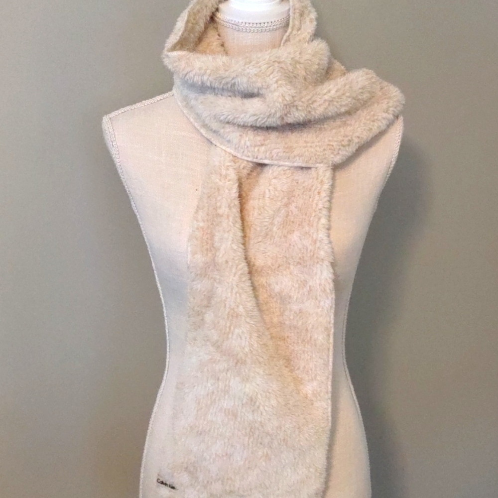 ❄️NWOT, Calvin Klein Scarf